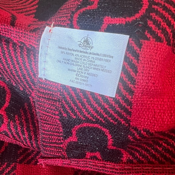 Disney parks Red and Black buffalo plaid scarf shawl rayon blend - Picture 2 of 2